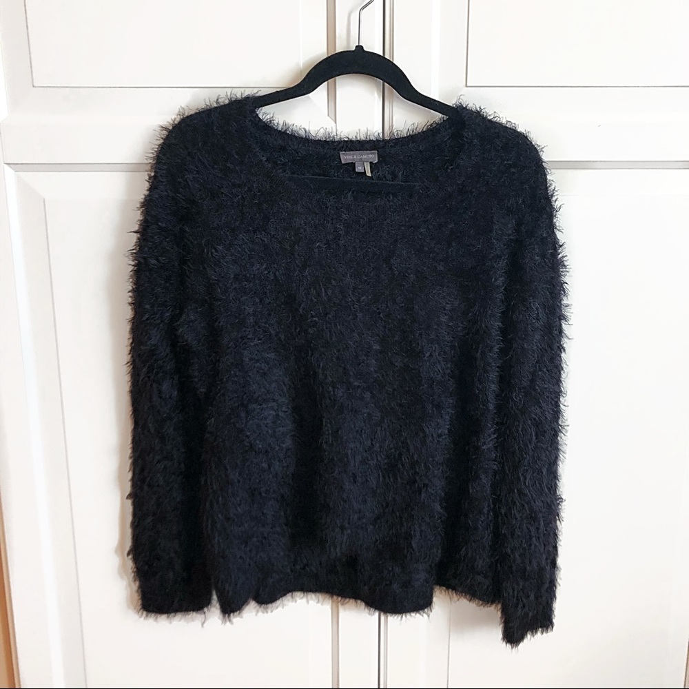VINCE CAMUTO Black Eyelash Knit Fuzzy Sweater